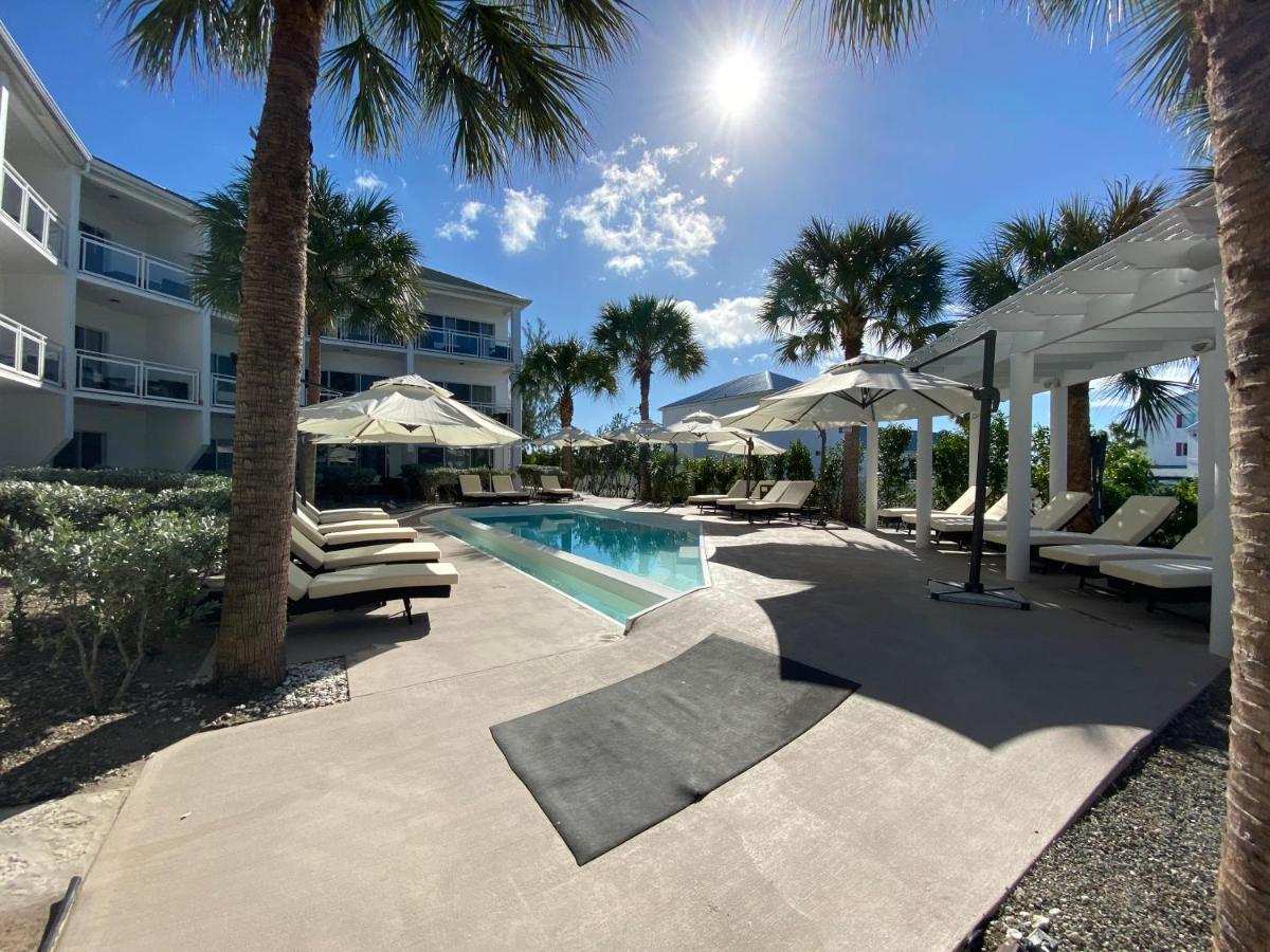 Grace Bay Suites Exteriér fotografie