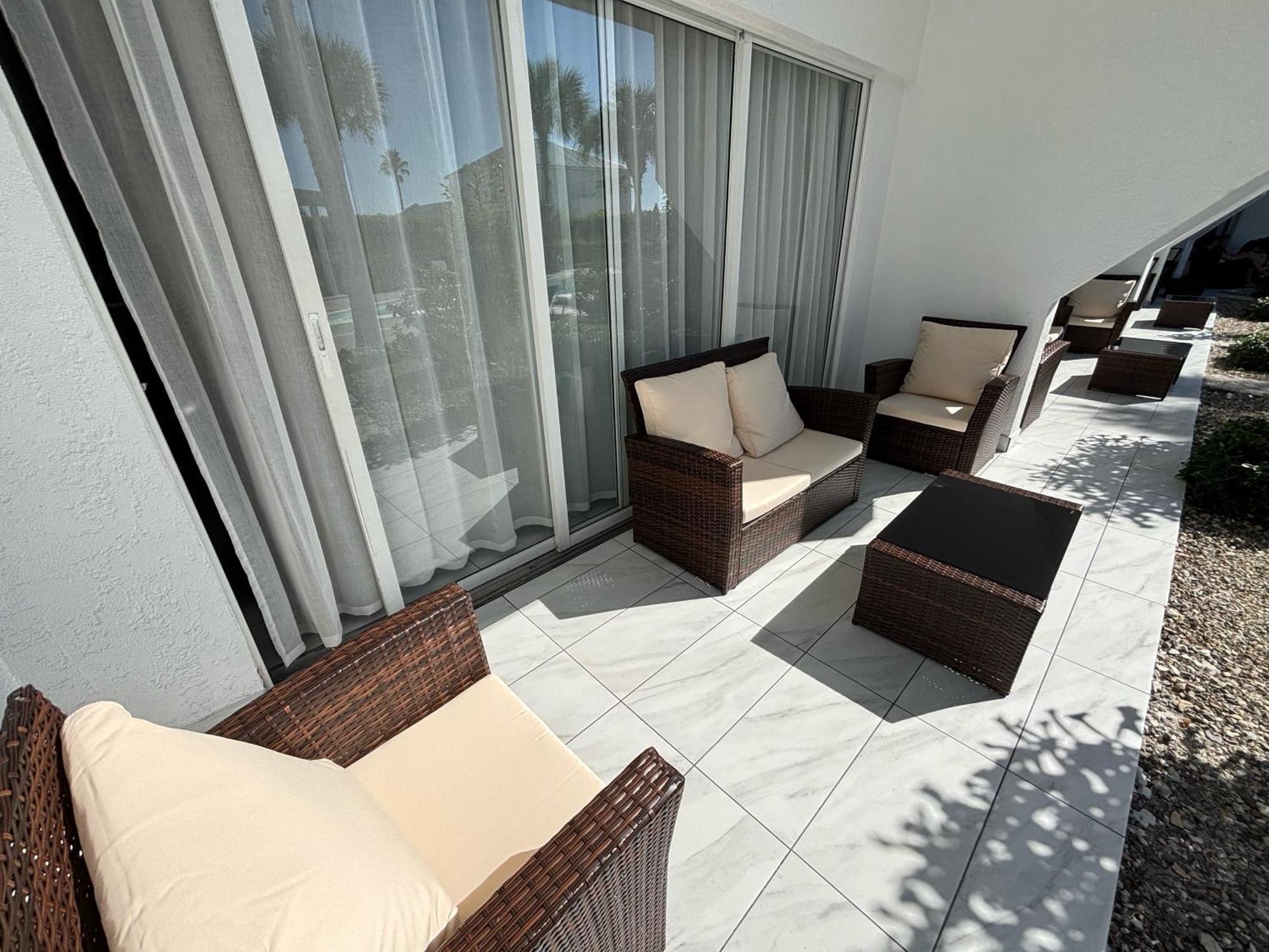 Grace Bay Suites Exteriér fotografie
