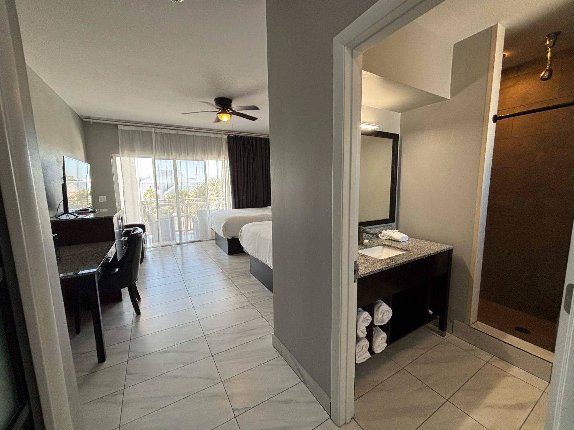 Grace Bay Suites Exteriér fotografie