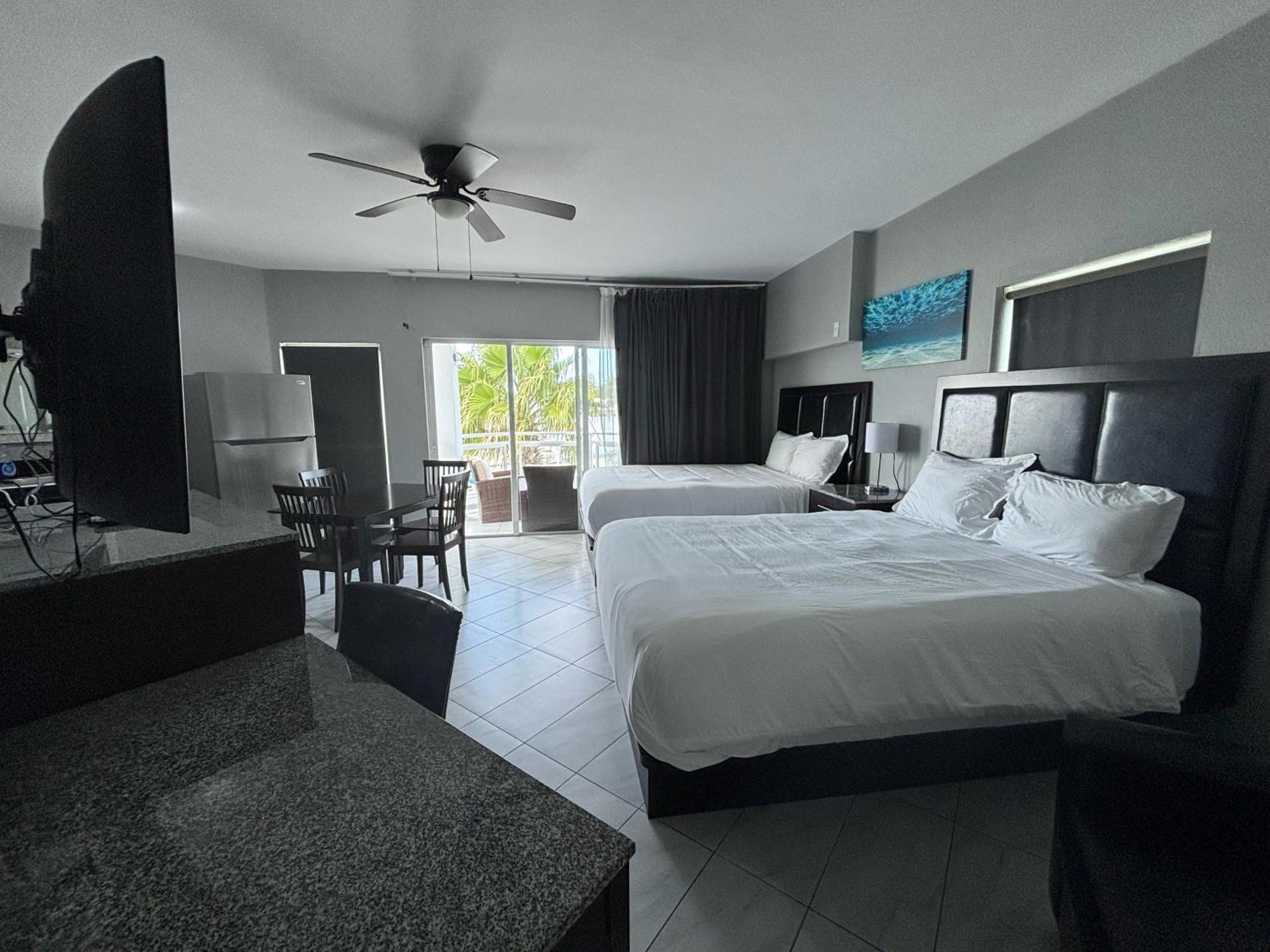 Grace Bay Suites Exteriér fotografie