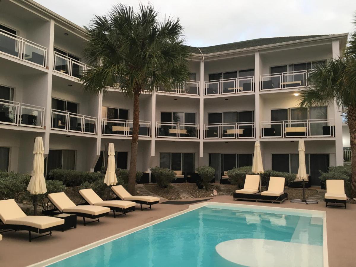 Grace Bay Suites Exteriér fotografie