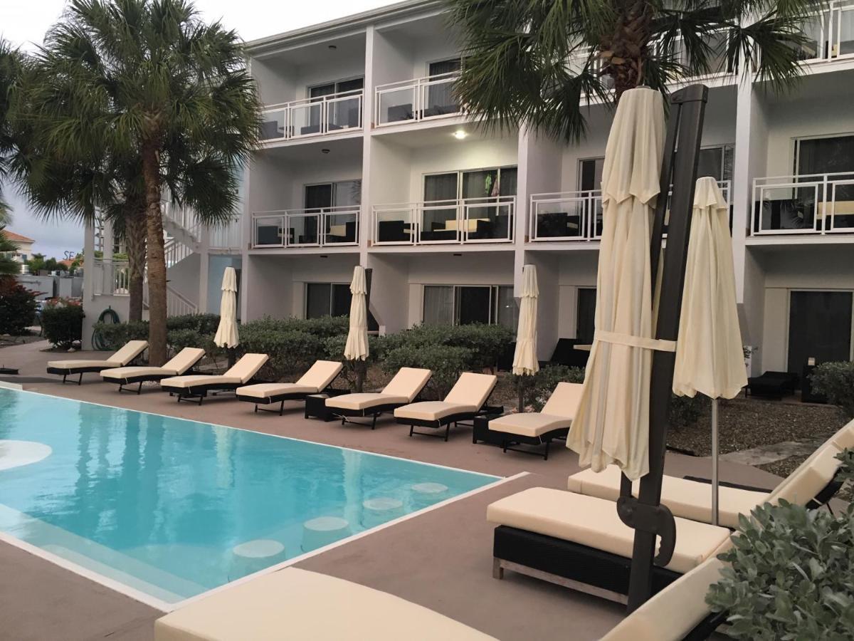 Grace Bay Suites Exteriér fotografie